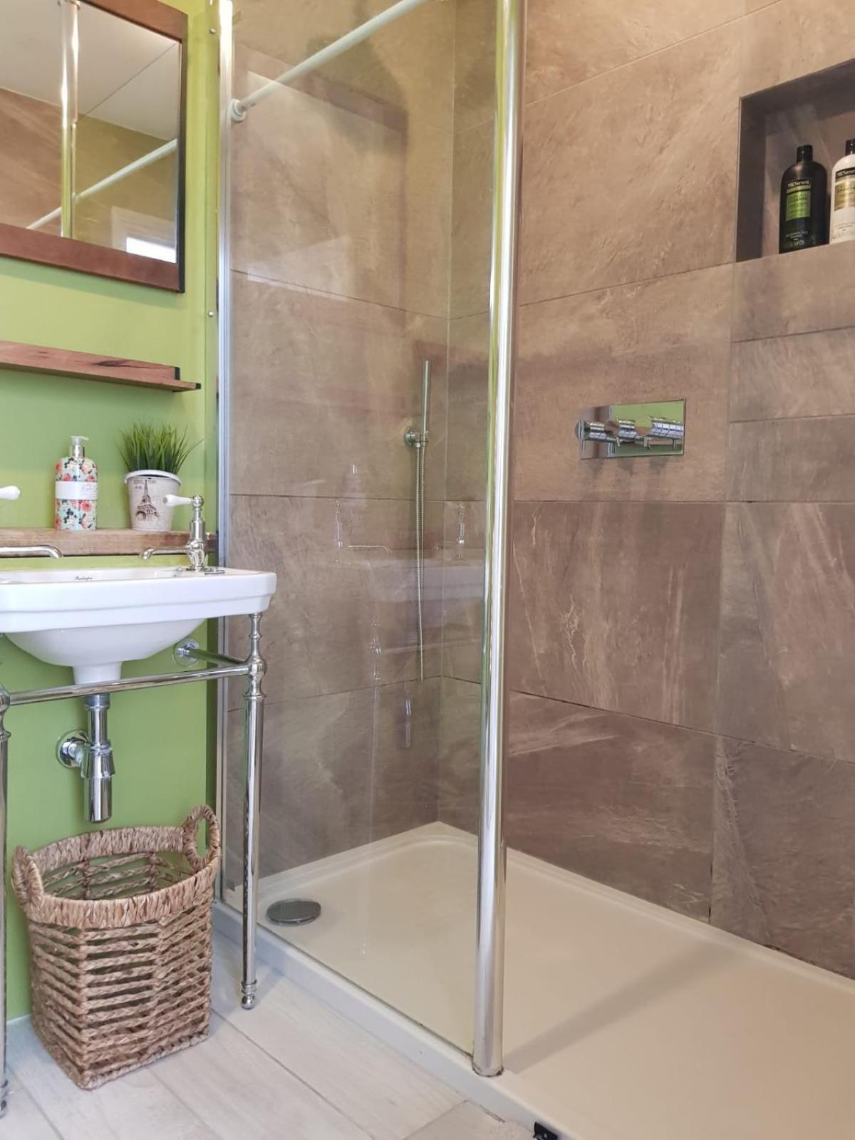 5 Bed House - Fancy - Sleep Up To 12 - Central Londra Esterno foto